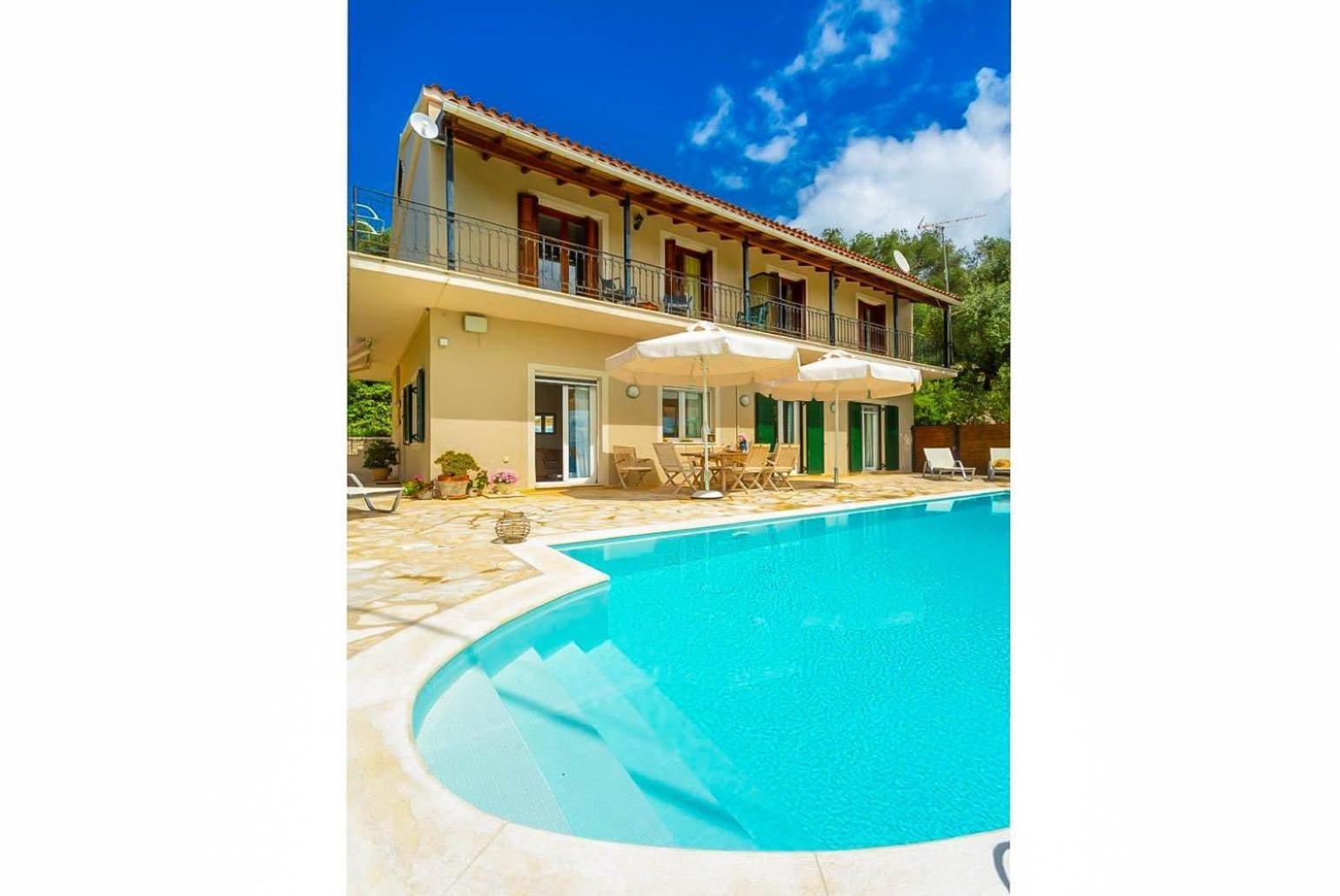 Villa Katerina Katavolos Exterior photo