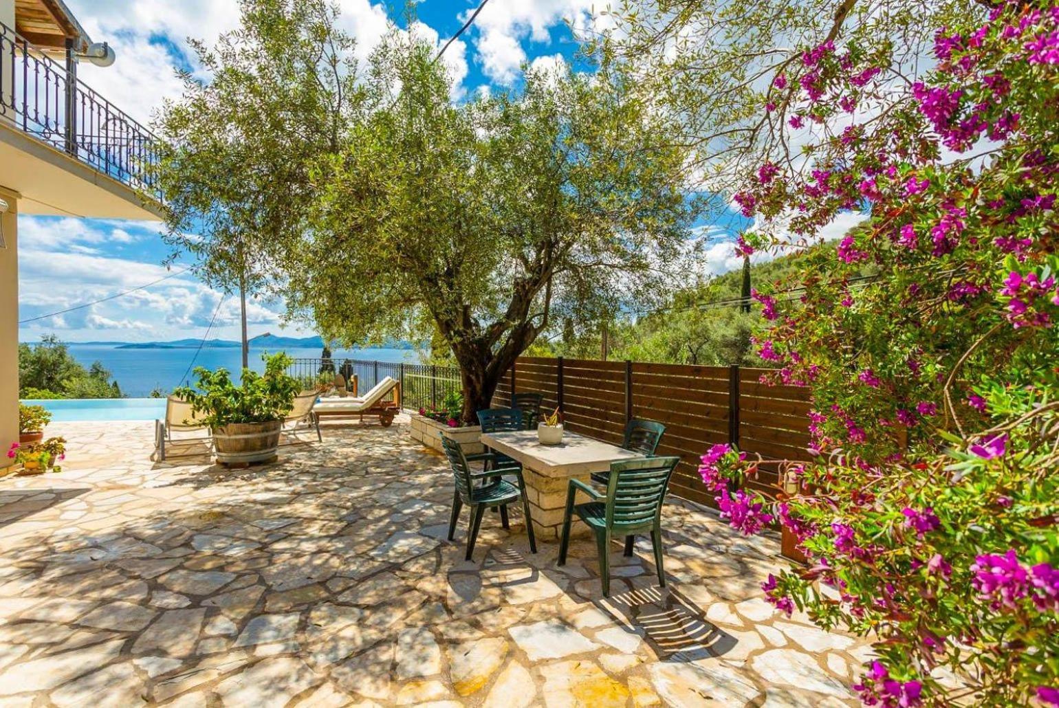 Villa Katerina Katavolos Exterior photo